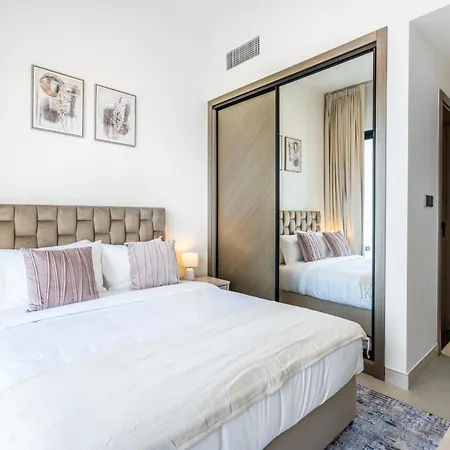 Easygo - Binghatti Canal Burj Khalifa View 1 Bedroom Dubai Exterior photo