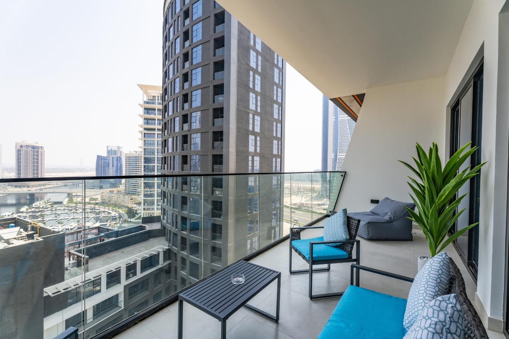 Easygo - Binghatti Canal Burj Khalifa View 1 Bedroom Appartement